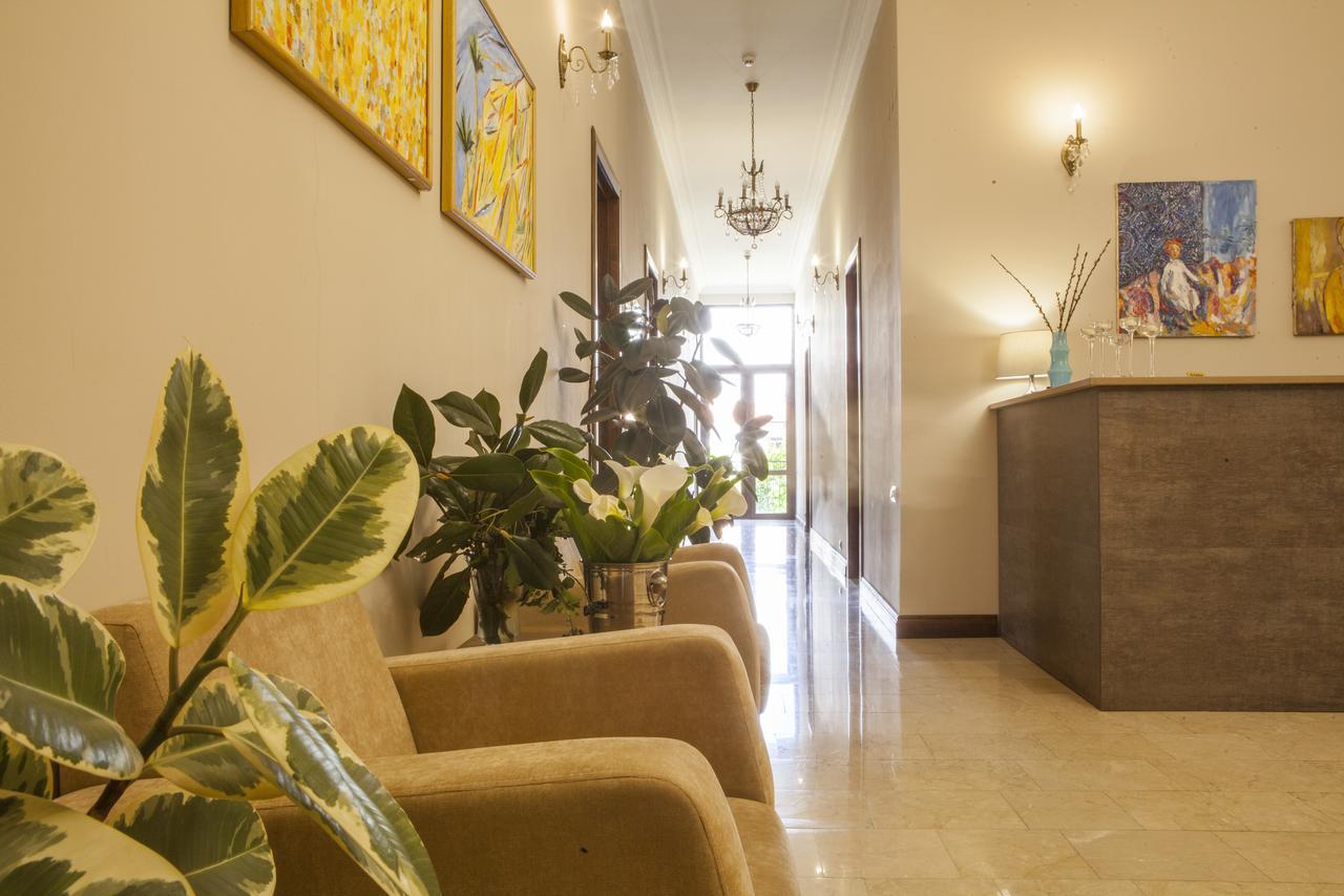 Boutique Hotel Amra Σουχούμι Εξωτερικό φωτογραφία
